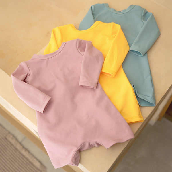 Traje de Baño - detalle de tela de algodon pima organico - Mae & Mini