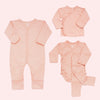 Set de Esenciales Rosa Bebe - set de regalo para bebe Mae & Mini