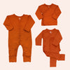 Set de Esenciales - set de regalo para bebe de algodon pima Mae & Mini